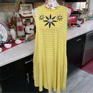 Time and Tru Knit Swing Dress with Pockets
Size Large 12-14